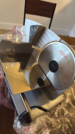 Brand New  electric Meat Cutter