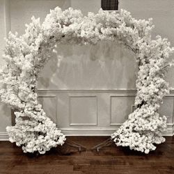 exactly recent Specially Crafted Arches Bring Your Wedding Vision to Life
