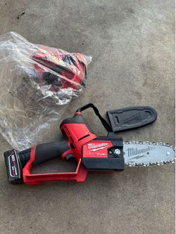 Milwaukee 3004-20 M18 FUEL™ HATCHET™ 8" Pruning Saw