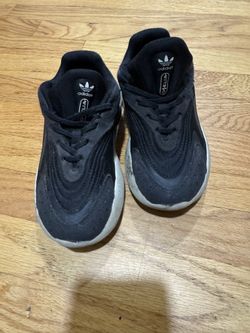 Adidas Ozelia Kids Size 13