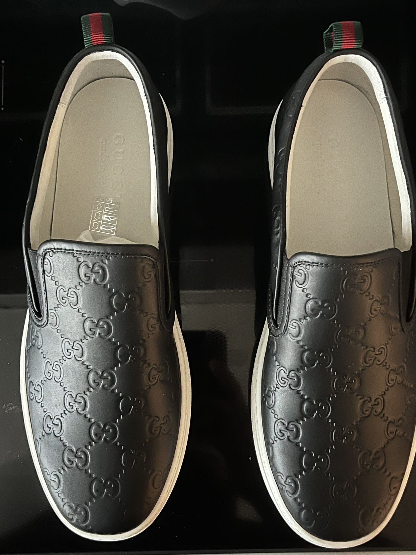 Gucci ( Brand New)