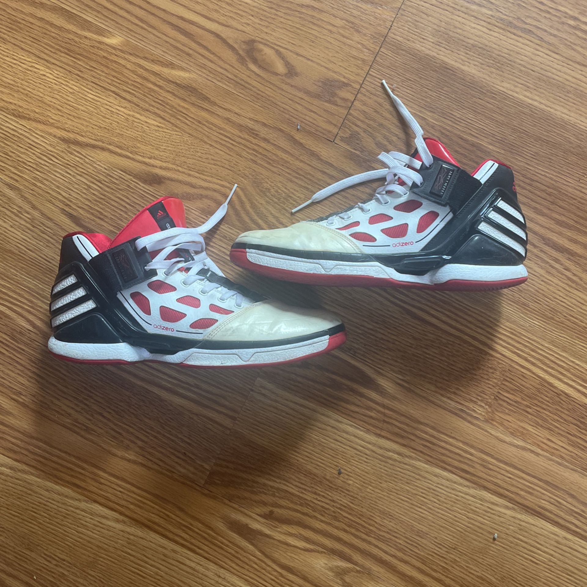 Adidas D.Rose 1.5 Restomod Size 10 for Sale in Jersey City, NJ - OfferUp