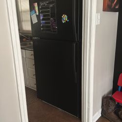 Refrigerator $100 OBO