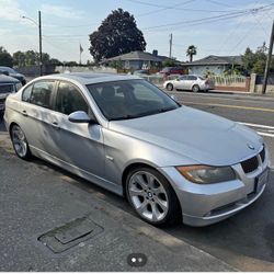 2006 BMW 330i 