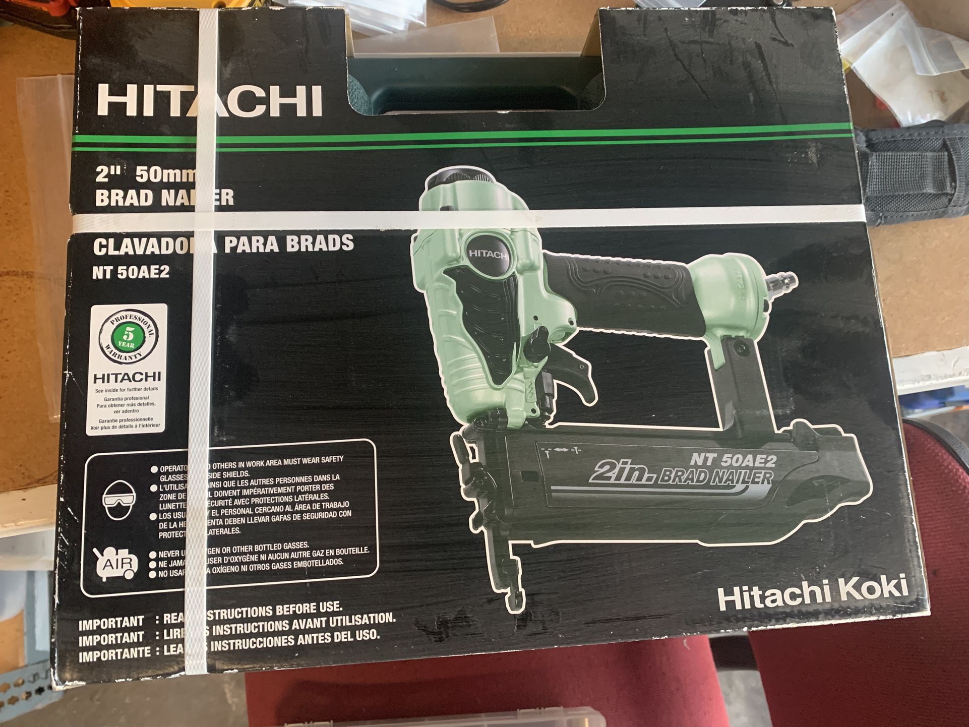 Hitachi 18-Gauge 5/8” To 2” Brad Nailer