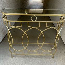 Gold and mirrored decorative table