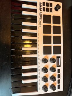 Akai MPK Mini MIDI Keyboard Controller