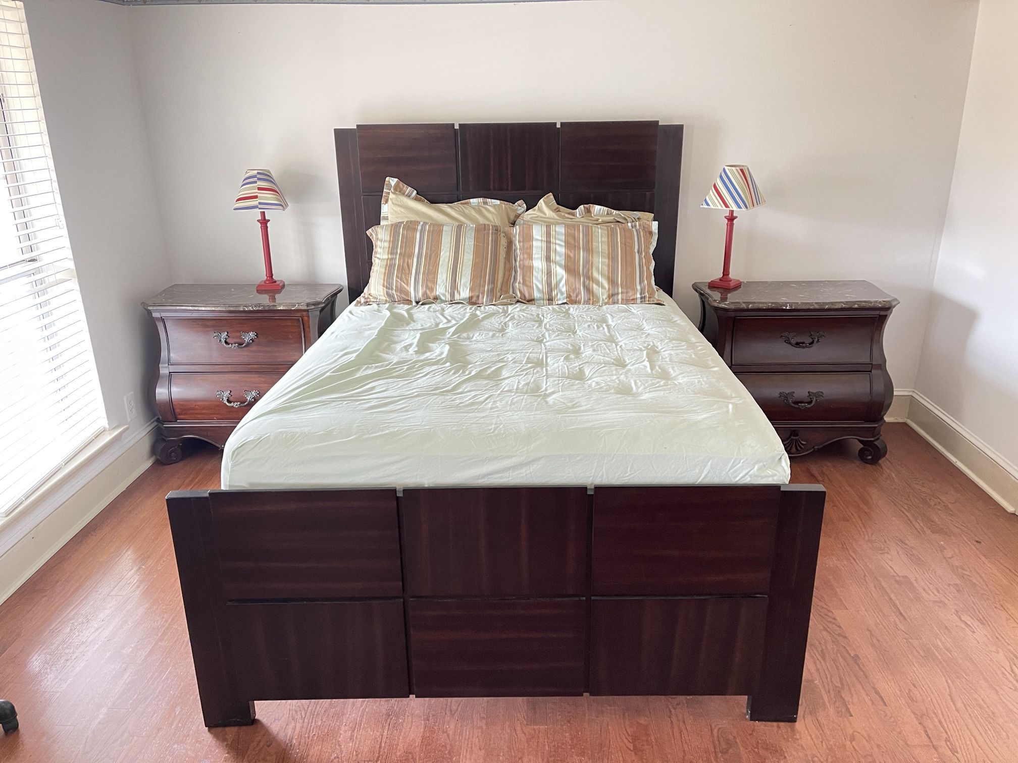 Queen Bedroom Set 4 Pieces