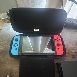 Switch With Case And Pro Controller 
