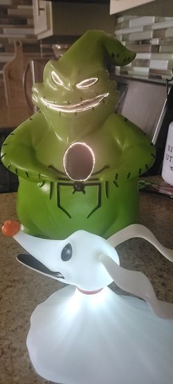 2 NIGHTMARE BEFORE CHRISTMAS LIGHT UP FIGURES OOGIE BOOGIE AND ZERO  IN EXCELLENT CONDITION