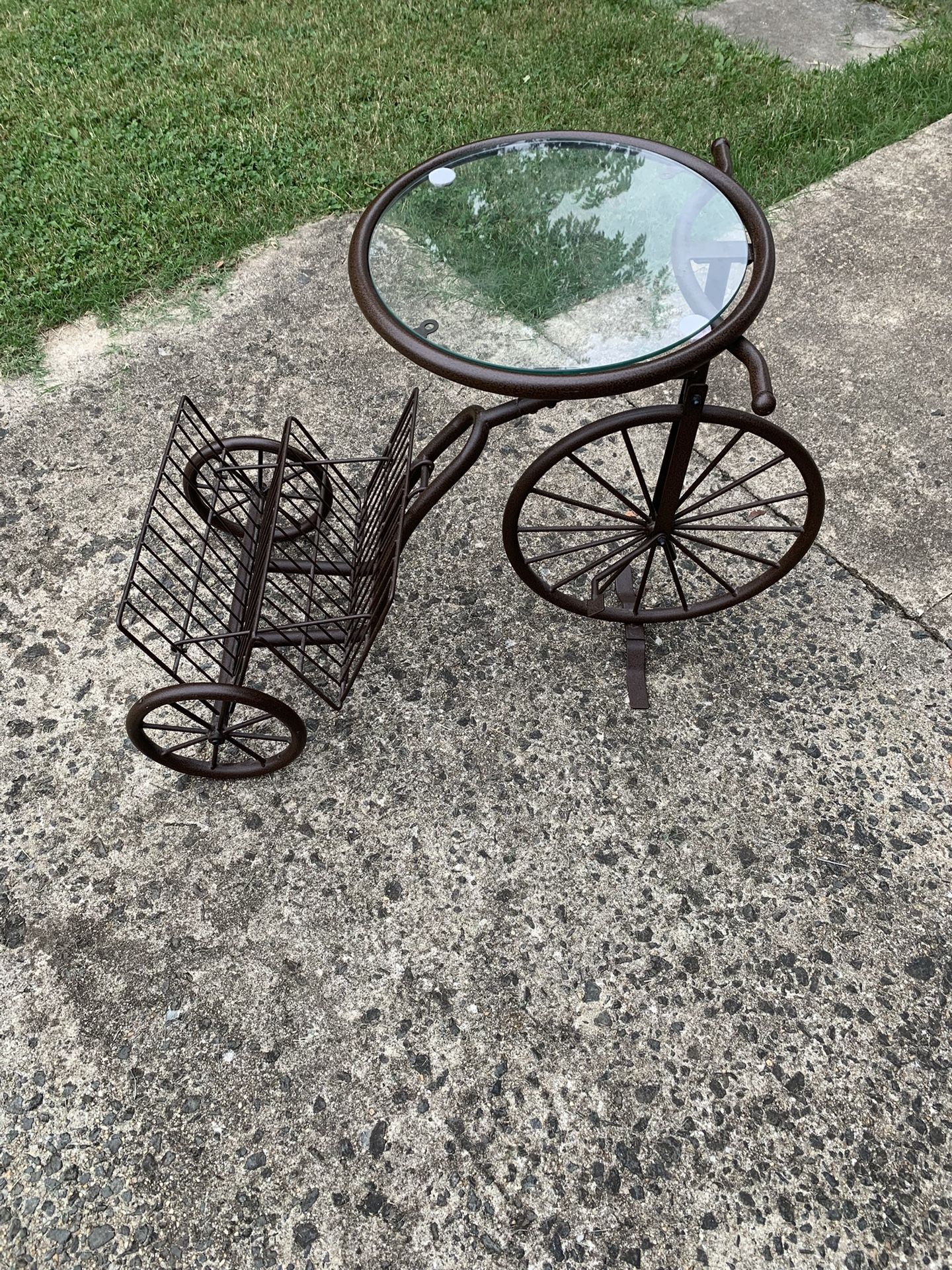 Powell Rustic Tricycle End Table with Magazine Rack