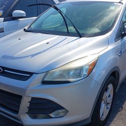 2014 FORD ESCAPE 