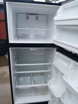 Free Kenmore fridge