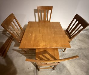 Table with chairs 