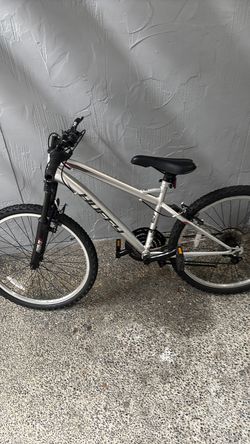 Huffy Highland Mountain bike