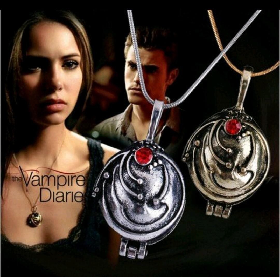 Vampire Diaries Lovers!!! Alainas Locket on (925) Sterling Silver Snakebone chain (locket does open) only only one left( silver in color)