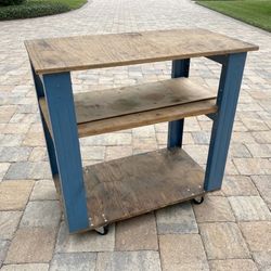 Workbench On Wheels 