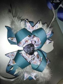 Frozen hair bow