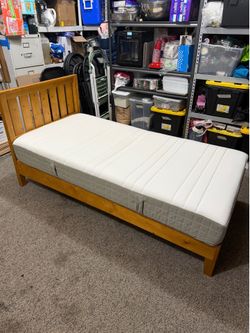Twin bed