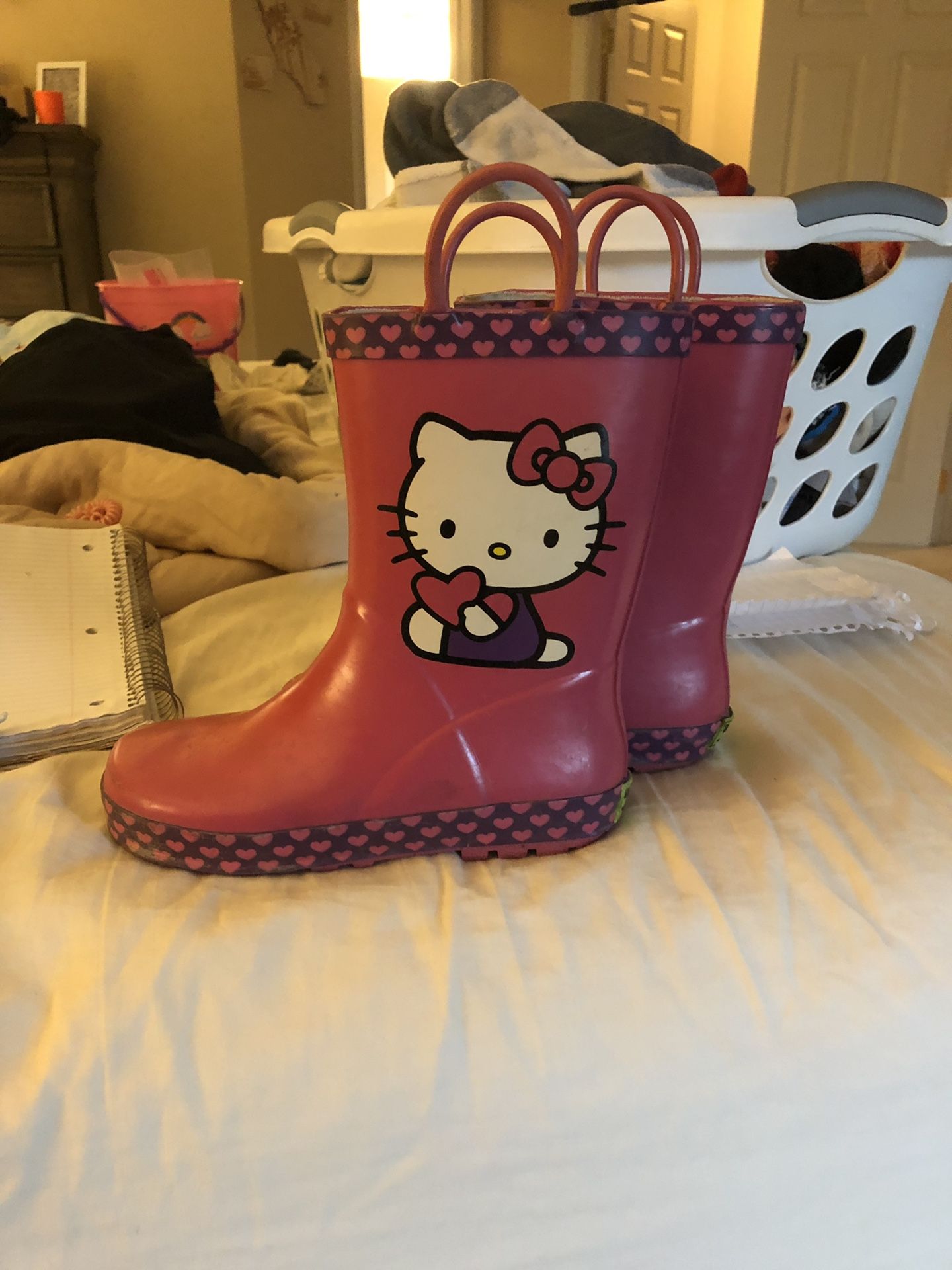 Hello kitty rain boots