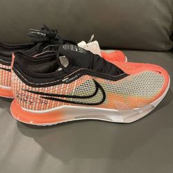 Brand New Women’s Nike Flyweave Vapor NXT - Size 8
