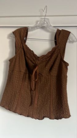 Brown top size large