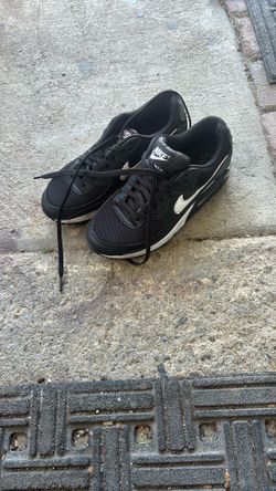 NIKE Air Max Size 8.5