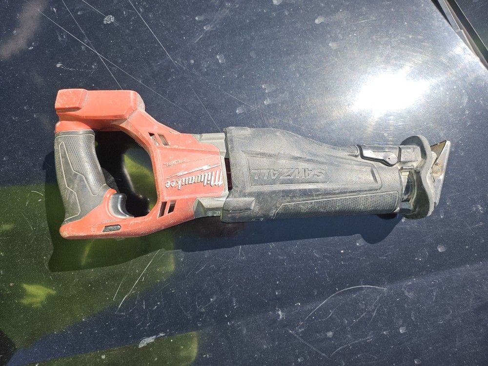 Milwaukee M18 Fuel Sawzall