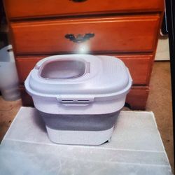 Pet Food Storage Container 