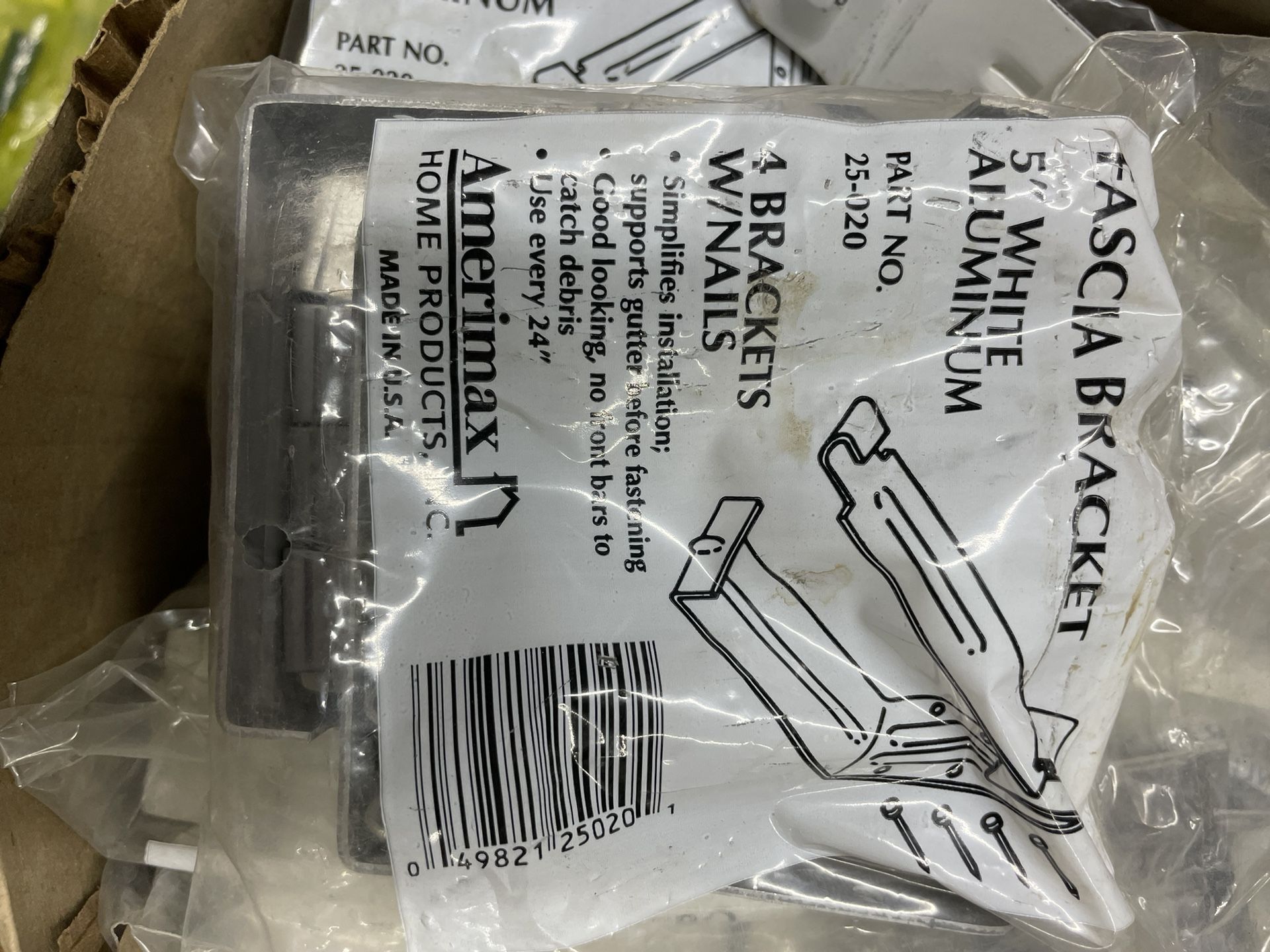 11 Fascia Bracket 5” White