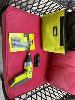 Ryobi Cordless Screwdriver 4V + Bits + Case (Great Condition)