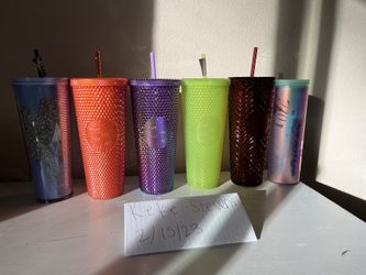 Starbucks Cups 