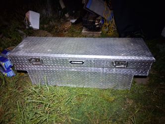 Husky Aluminum Diamond Plate Truck Tool Box