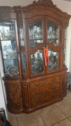 Formal dining room table Formal dining room table