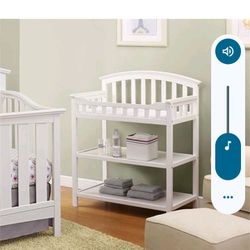 GRACO... CHANGING TABLE