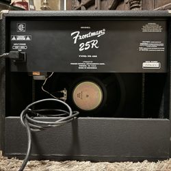 Fender Frontman 25R PR498