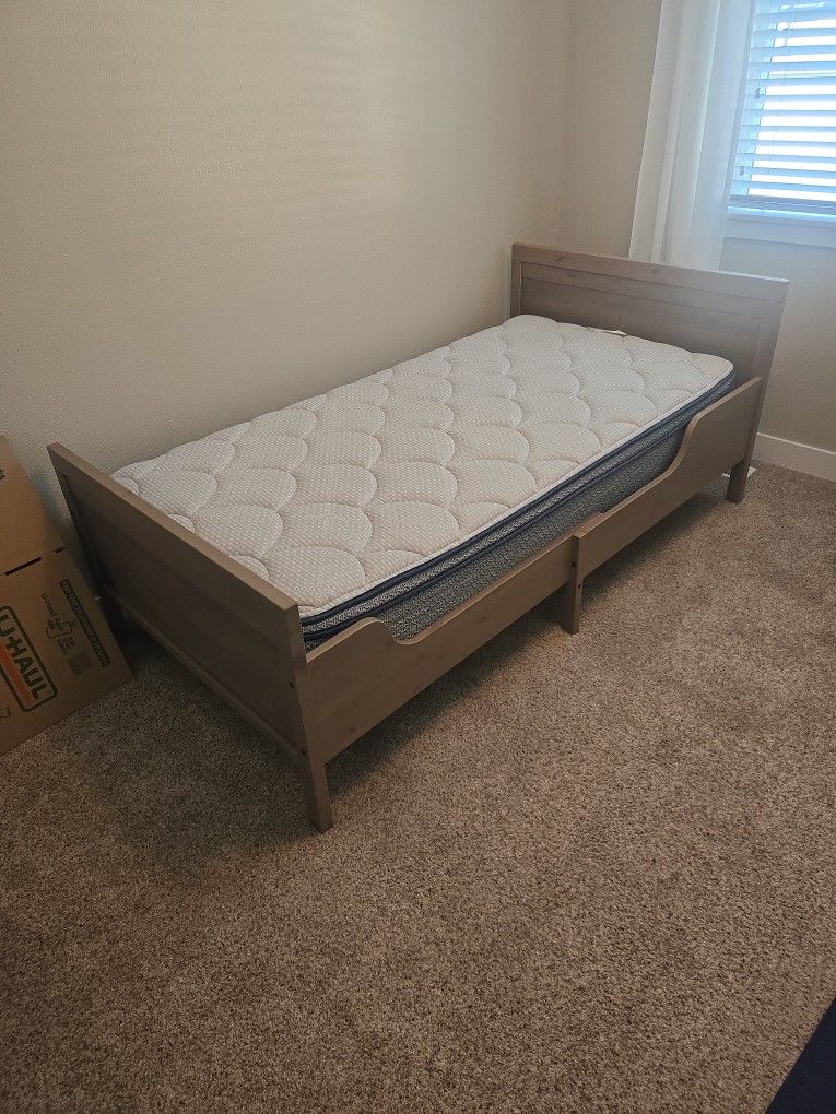 Free Twin Serta Bed...Pending Pickup