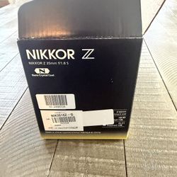 Nikon NIKKOR Z 35mm f/1.8 S Lens
