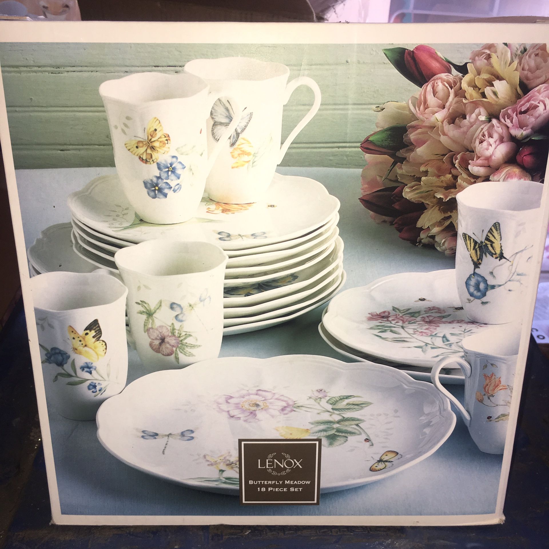 NEW Vintage LENOX BUTTERFLY MEADOW 18 PIECE DINNER CHINA WARE SET