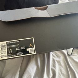 Air Jordan 1 Mid