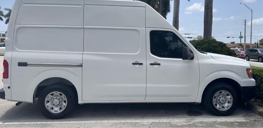 2019 Nissan Cargo