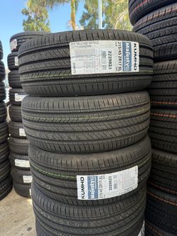 215/45/17 kumho #4 new tires installed and balanced 50,000 MILES WARRANTY INSTALLED AND BALANCED