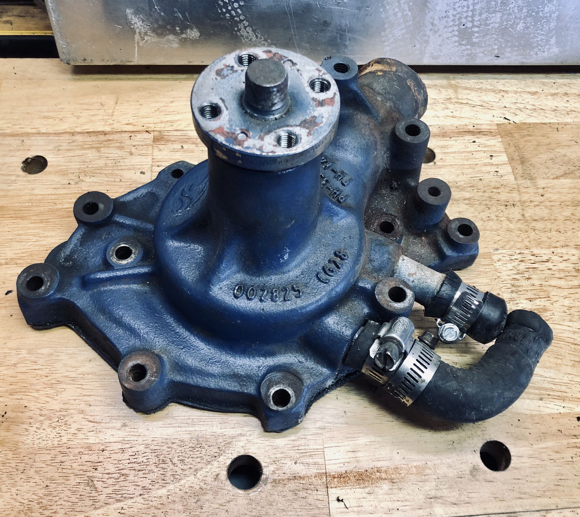 Ford 289 water pump for Sale in Rosemead, CA OfferUp