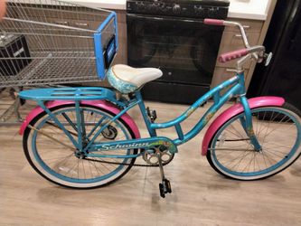 Schwinn beach cruiser