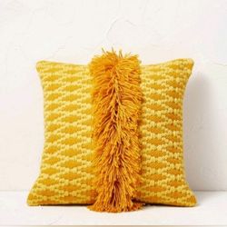 Opalhouse designed Jungalow
DiamondTexturedWovenSquareThrowPillow
Gold