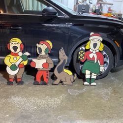 Old Fashion Christmas Lawn Figures 