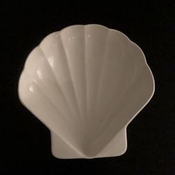 Rare Vintage Pfaltzgraff Shell Dish 