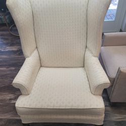 Queen Wing Chair