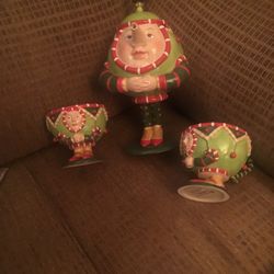 Whimsical Tea Set.   $15 Cash.    South Austin.     