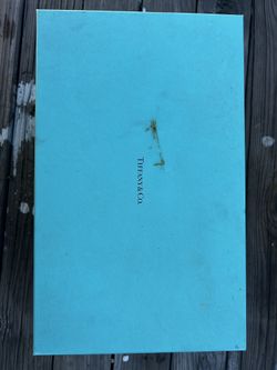 TIFFANY & CO.